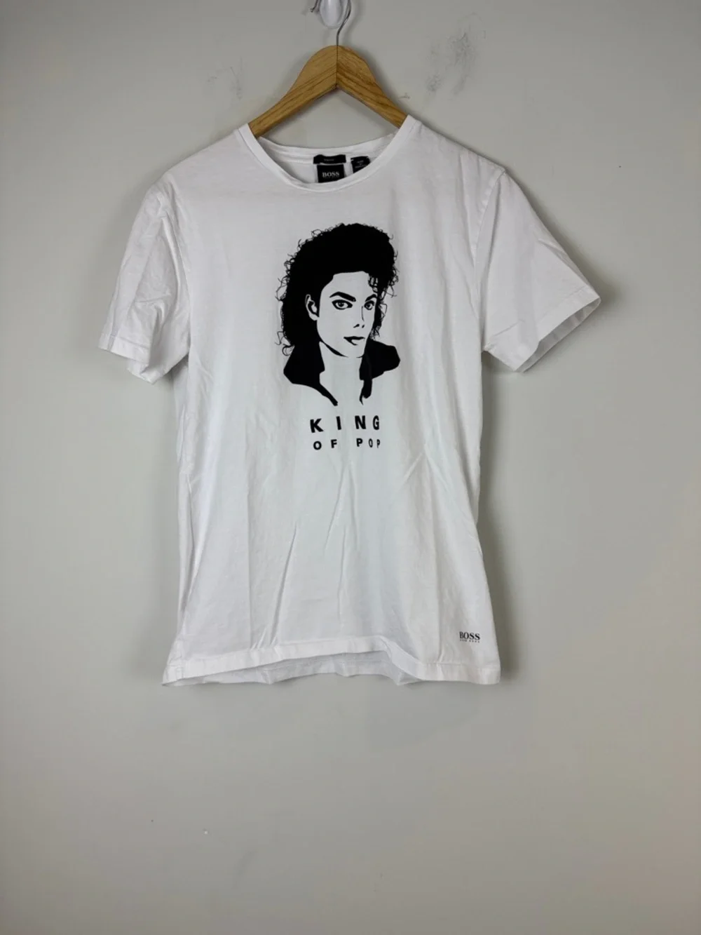 HUGO BOSS White Tee Michael Jackson with Black Graphic Size Small - Picture 1 of 10